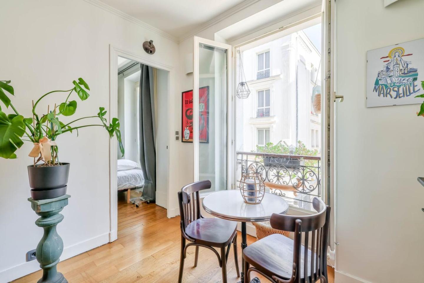 Lovely 1br Flat Near Voltaire Metro Station Appartamento
